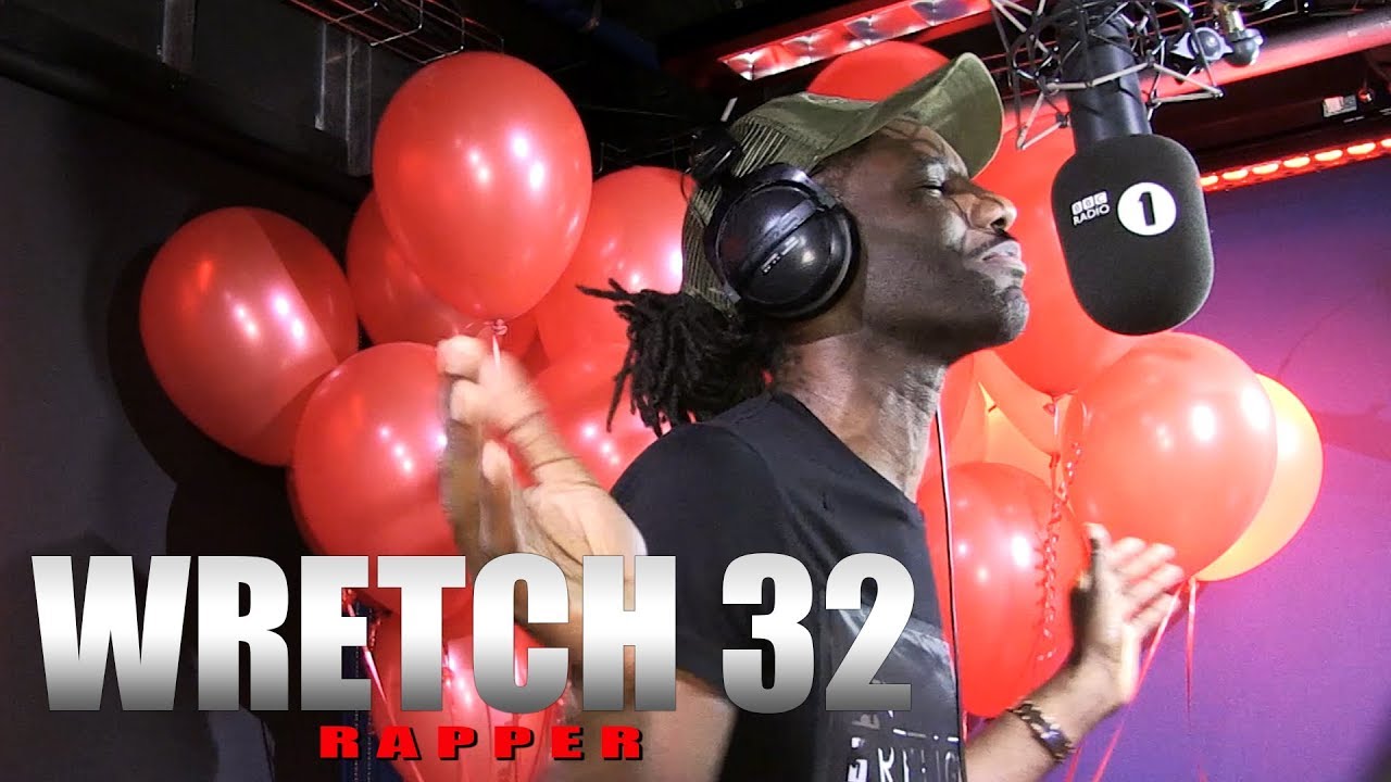 WRETCH 32 DELIVERS ANOTHER EPIC FIRE IN THE BOOTH