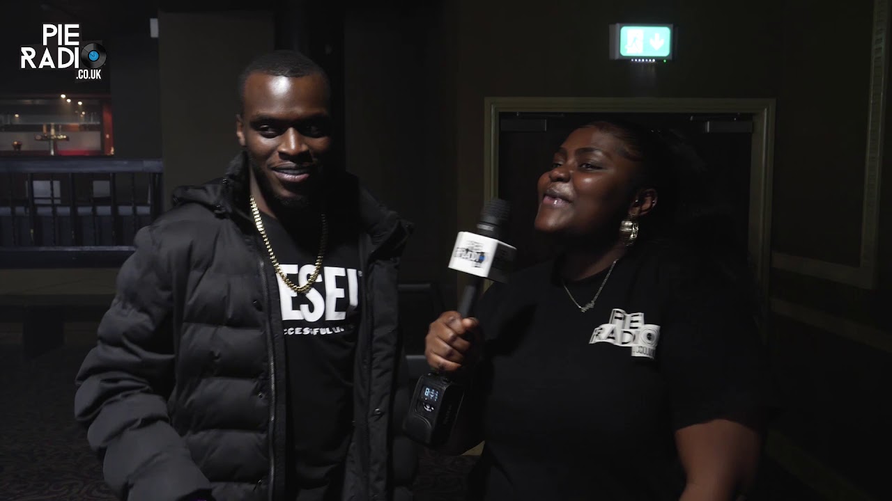 Sneakbo backstage in Manchester, new album, daily routine, Nandos for breakfast