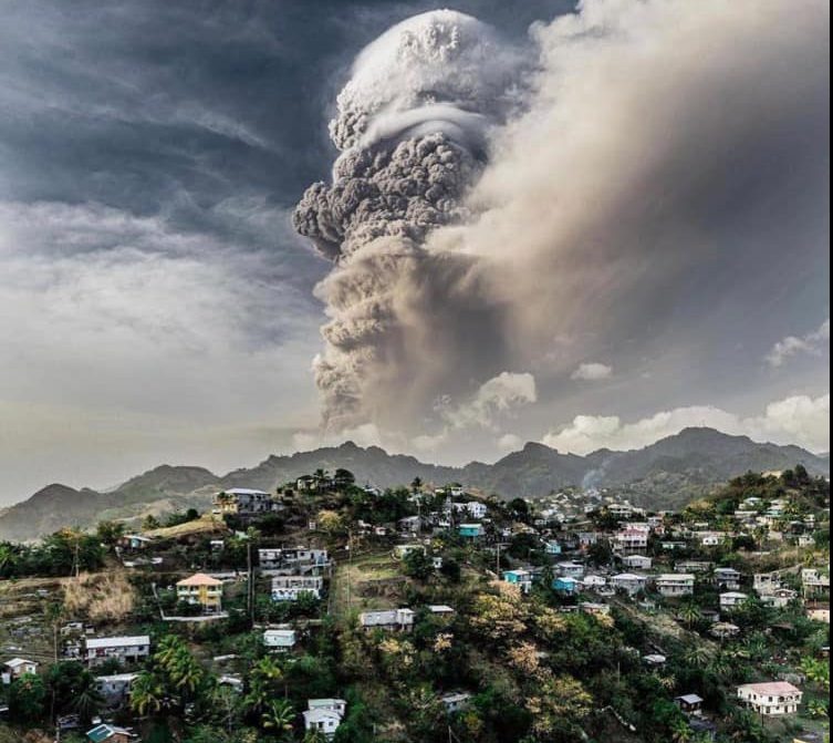 St Vincent continues to experience volcanic eruptions