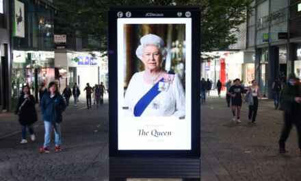 Manchester Commemorates the Late Her Majesty Queen Elizabeth II